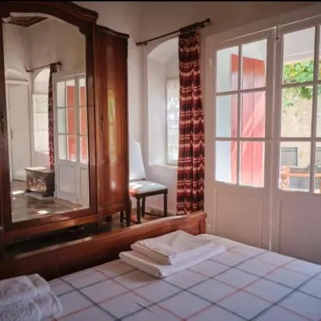 Дом отдыха Traditional House Trifillianika