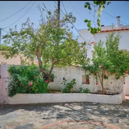 Nyaraló Traditional House *